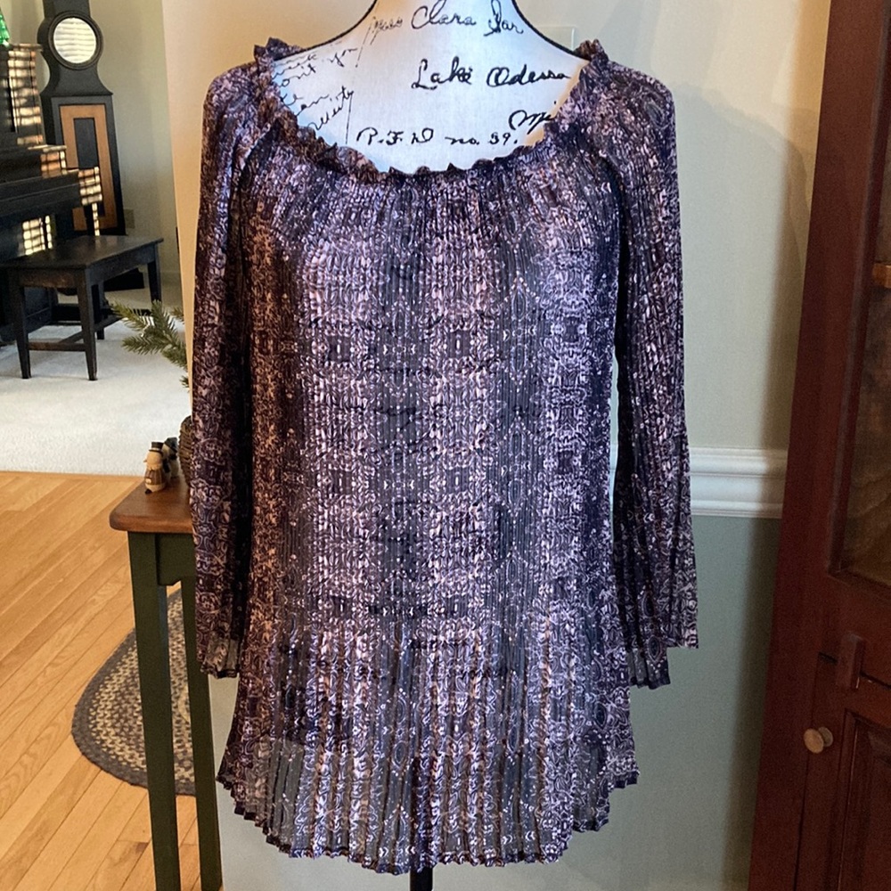Knox Rose accordion purple pleat, on/off shoulder blouse
